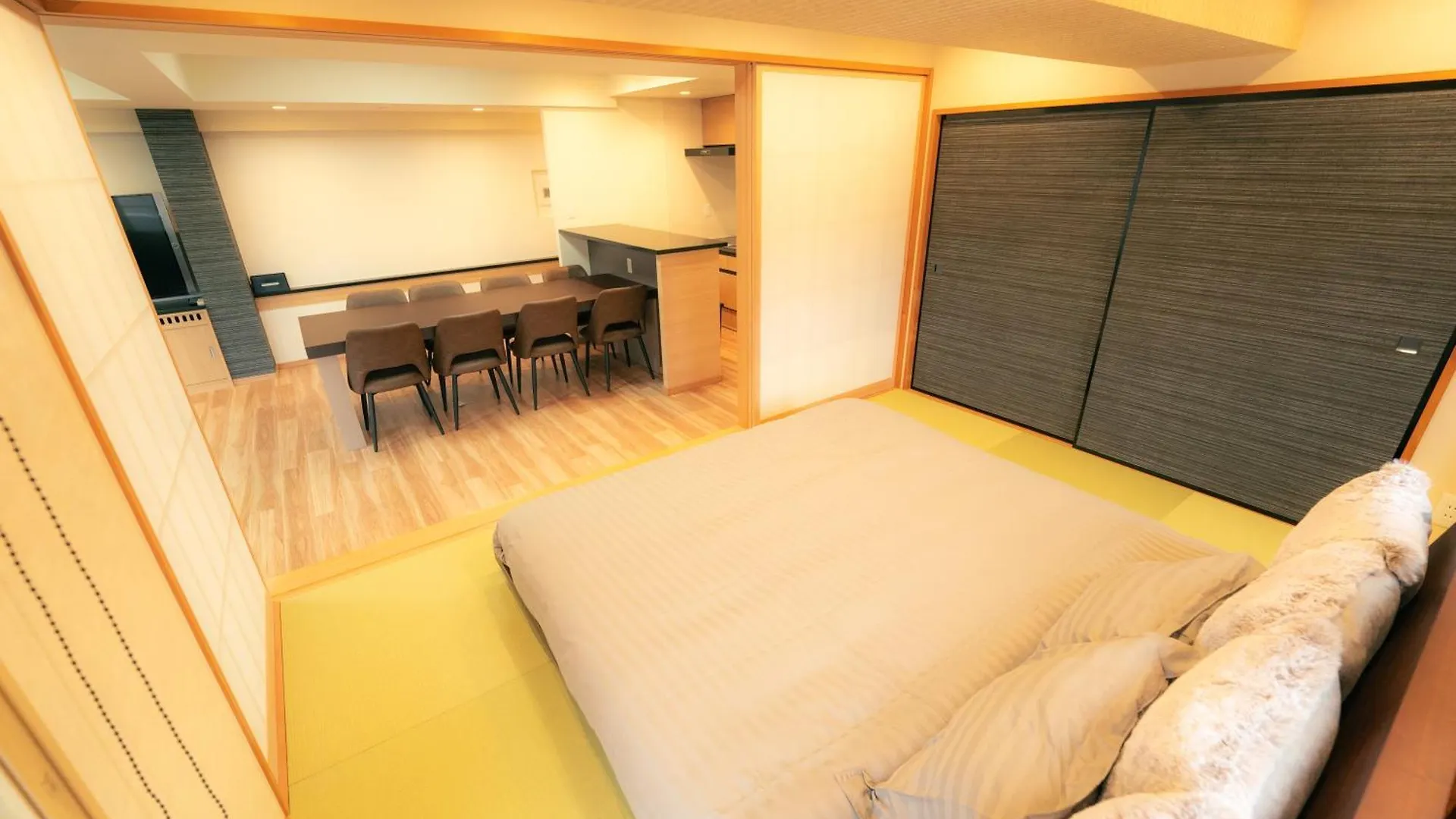 -Newopen-Molinhotels702-Sapporoonsenstory-1L2Room K-Bed1&W-Bed3 8Persons Apartment
